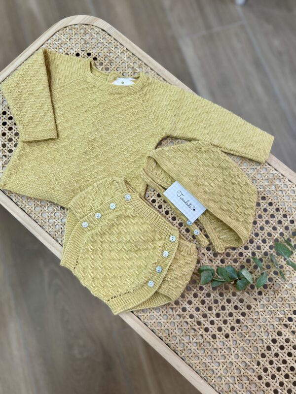 Conjunto tres piezas punto mostaza