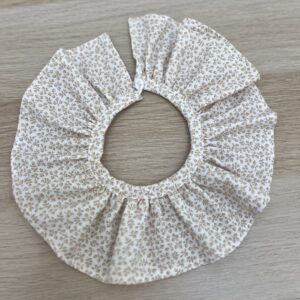 Cuello estampado Beltrán arena