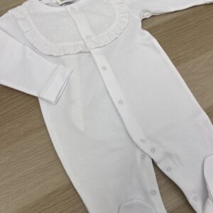 Pijama bordado cuello
